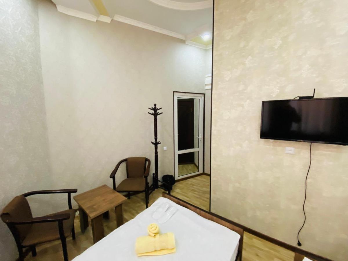 Rahat Inn Hotel Tashkent Exterior photo