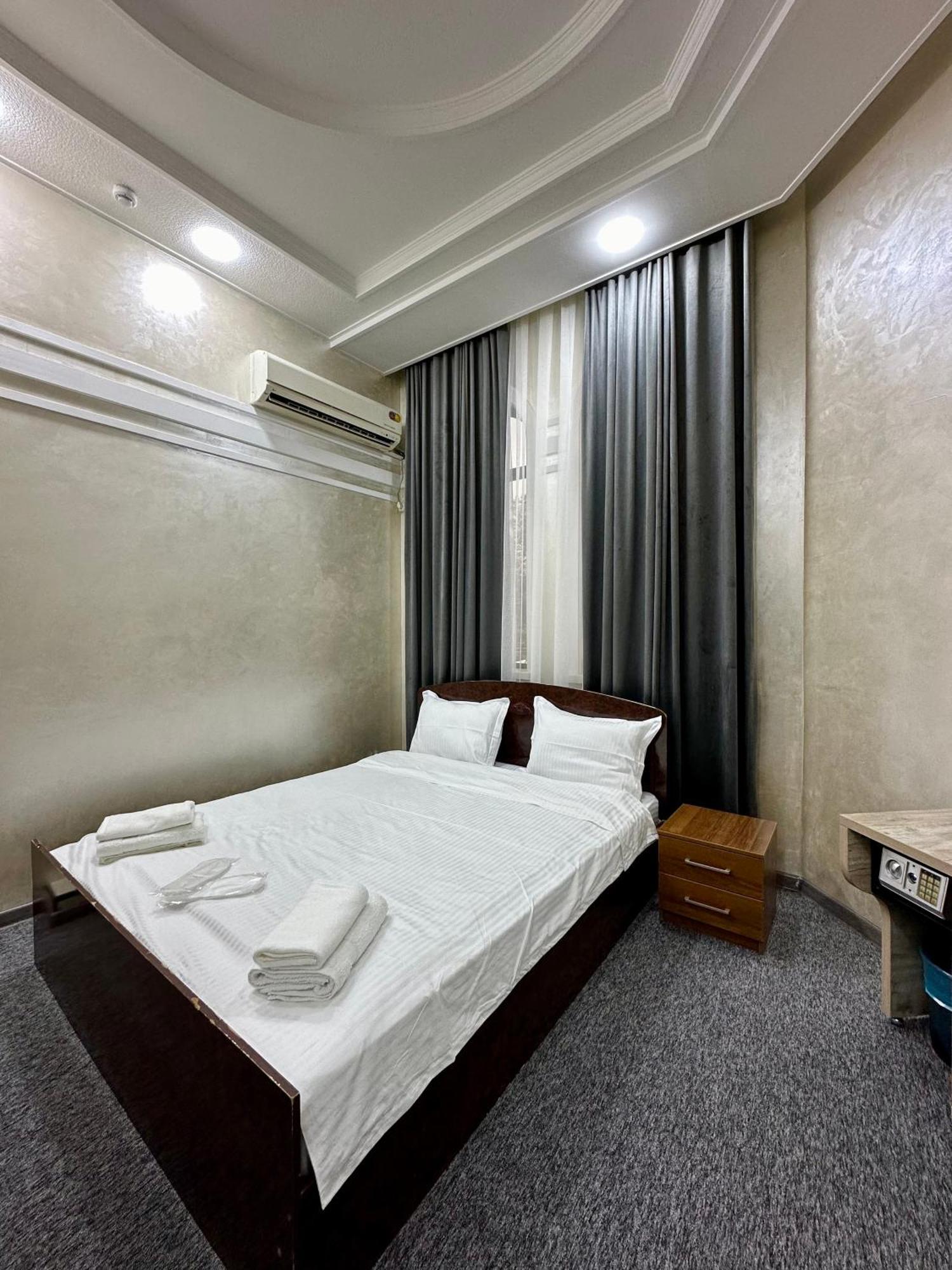 Rahat Inn Hotel Tashkent Exterior photo